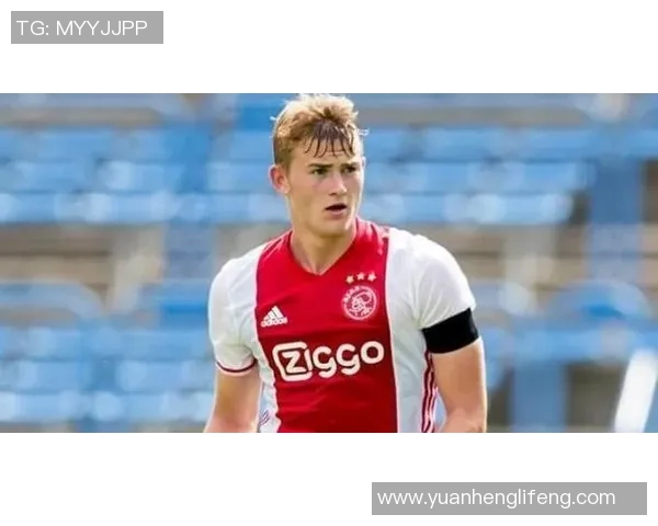 友谊赛尤文图斯与拜仁激战成平局全场焦点瞬间引发热议