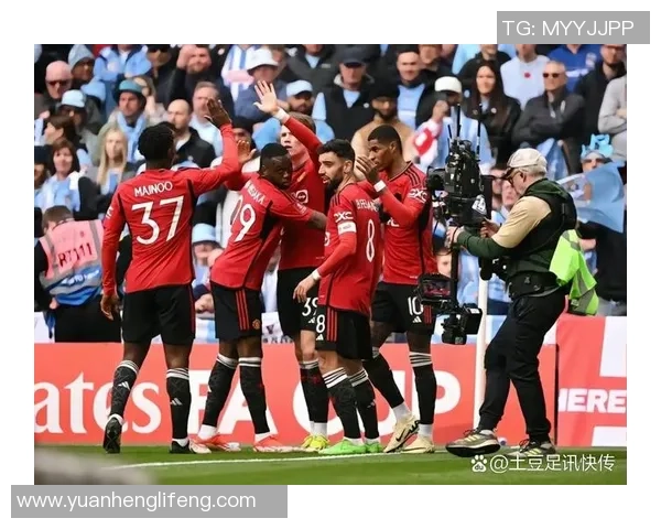 英超激战曼联小胜巴萨点球大战引发全场狂欢数据分析揭示关键时刻