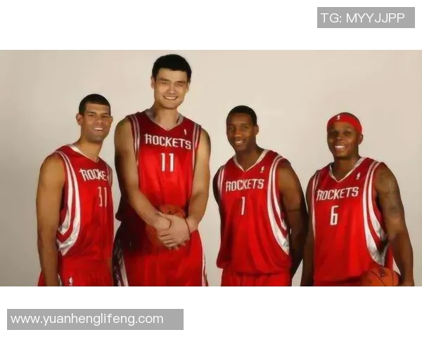 姚明在篮球界的传奇故事与记者眼中的真实形象解析