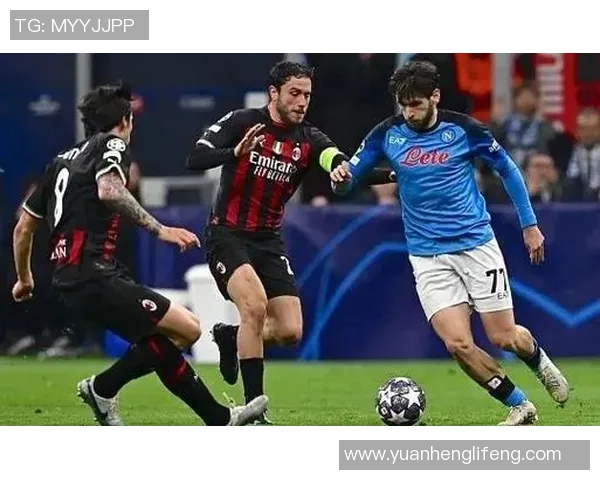 中超精彩对决切尔西与那不勒斯战成平局神扑时刻引发全场热烈反响 中超精彩对决切尔西与那不勒斯战成平局神扑时刻引发全场热烈反响