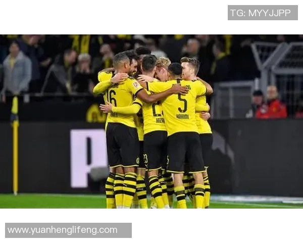 莱比锡友谊赛大胜多特蒙德四球横扫引发全场热烈反响 莱比锡友谊赛大胜多特蒙德四球横扫引发全场热烈反响